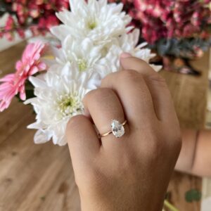 AMEERA_ENGAGEMENT_RING_DUBAI-min