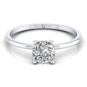 LAURA: Round Diamond Solitaire Ring