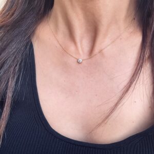 SIMPLE_DIAMOND_SOLITIRE_NECKLACE.jpg-min