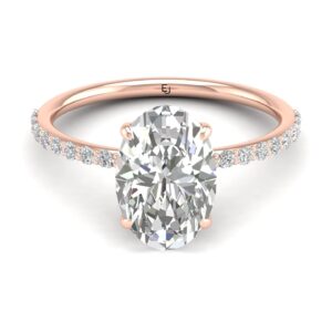 NOOR: Oval Diamond Pave Ring