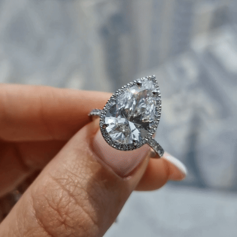 3Ayla- Pear shaped Diamond engagement ring-IGI Certified_ETIKA Jewels_engagement ring_labgrown diammonds_jeweory_jewellery_Dubai_Abu Dhabi_Jewelry Shop