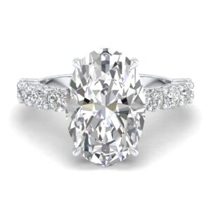 Kamila: Oval solitaire Ring with Scalloped Diamond band